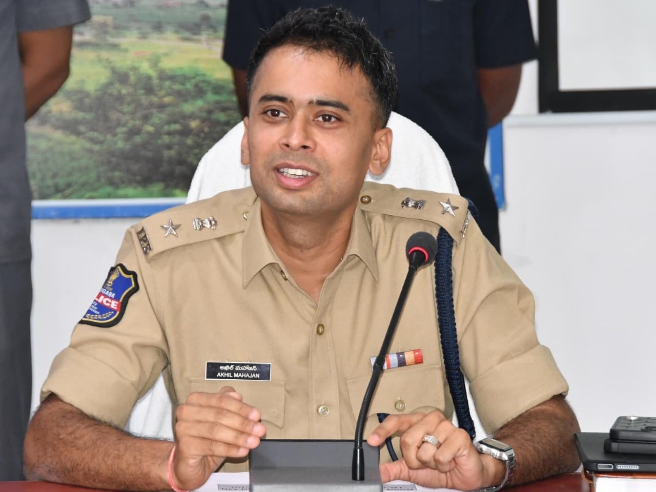 20 మంది పోలీసు సిబ్బందికి సేవా పతకాలు: ఎస్పీ