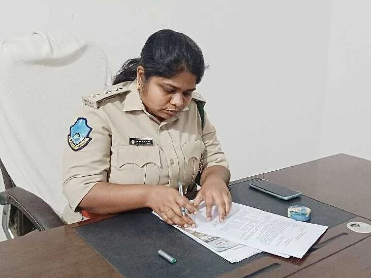 చండ్రుగొండ ఎఫ్ఆర్‌వోగా తేజస్వి బాధ్యతలు