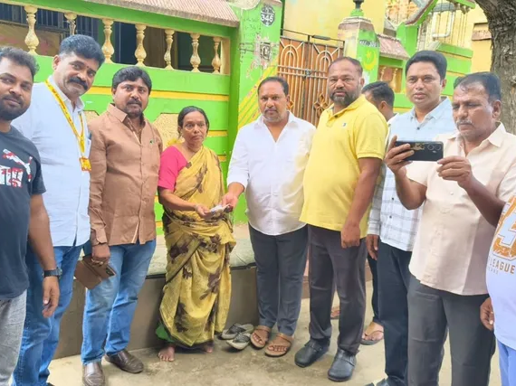ఎన్టీఆర్ భరోసా పెన్షన్ పంపిణీలో పాలగొన్న చమర్తి