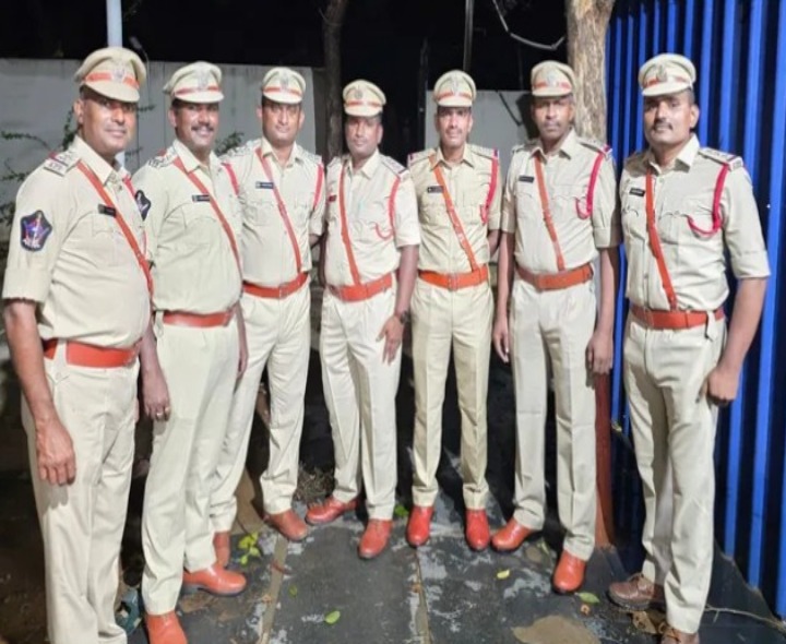 ఎస్సైలకు సీఐలుగా పదోన్నతి