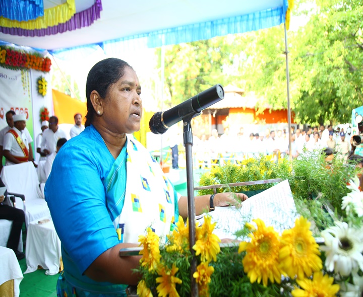 అమరవీరులకు మంత్రి సీతక్క నివాళులు