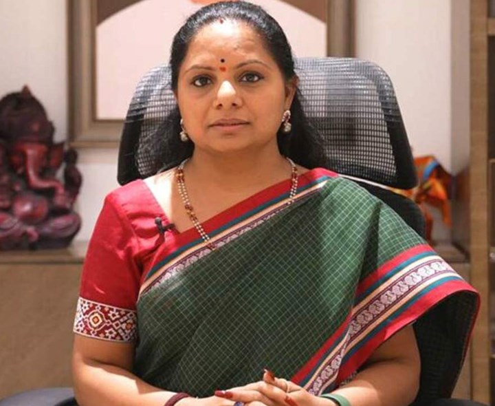 మిలియన్ మార్చ్ తరహాలో భూపోరాటం: కవిత