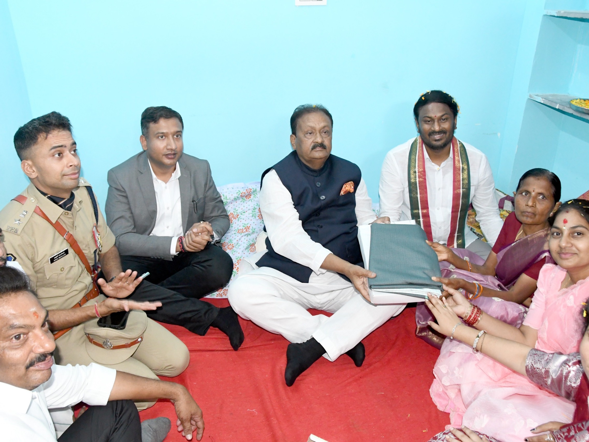 ఇందిరమ్మ ఇల్లు దేశానికే ఆదర్శం: షబ్బీర్ అలీ