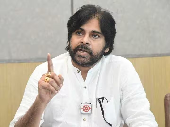 ప్రొ.నాగేశ్వర్ వ్యాఖ్యల వల్లే గొడవ మొదలైంది: పవన్