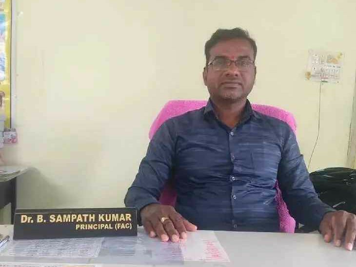 మోడల్ స్కూల్ విద్యార్థులకు ఐఐఐటీలో ప్రవేశాలు