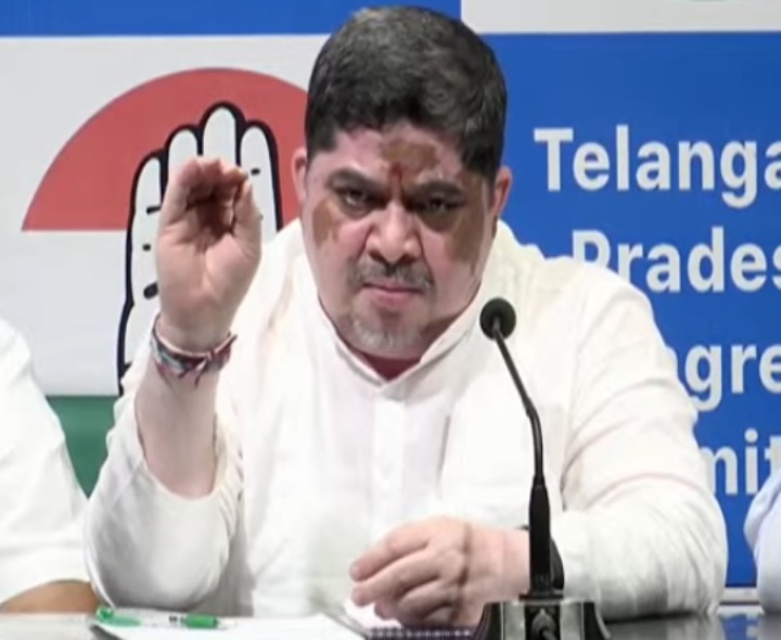 పవన్ కళ్యాణ్‌‌కు కాంగ్రెస్ స్ట్రాంగ్ కౌంటర్