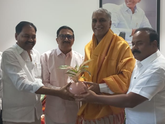 ‘BRS పార్టీ బలోపేతానికి కృషి చేయాలి’