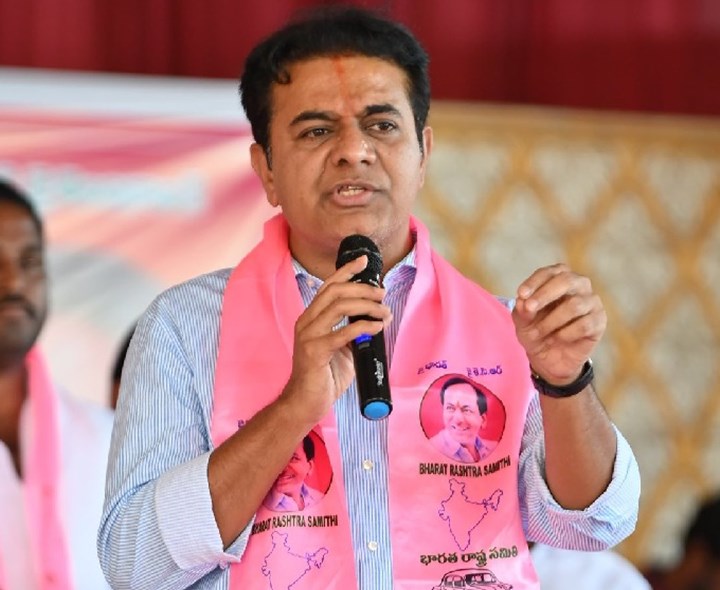 తెలంగాణకు నంబర్ వన్ విలన్ కాంగ్రెస్: కేటీఆర్