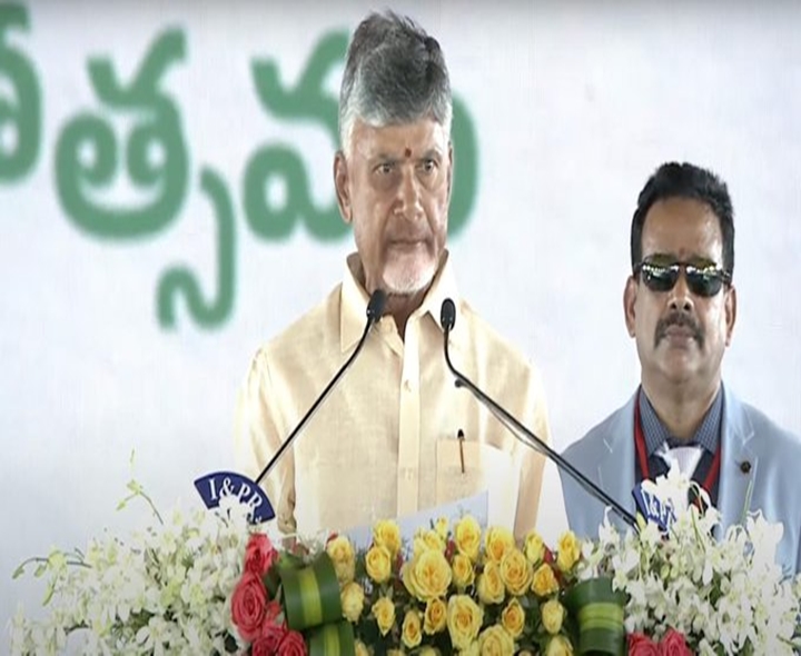 నమ్మకం ఉంటేనే మనుగడ: చంద్రబాబు