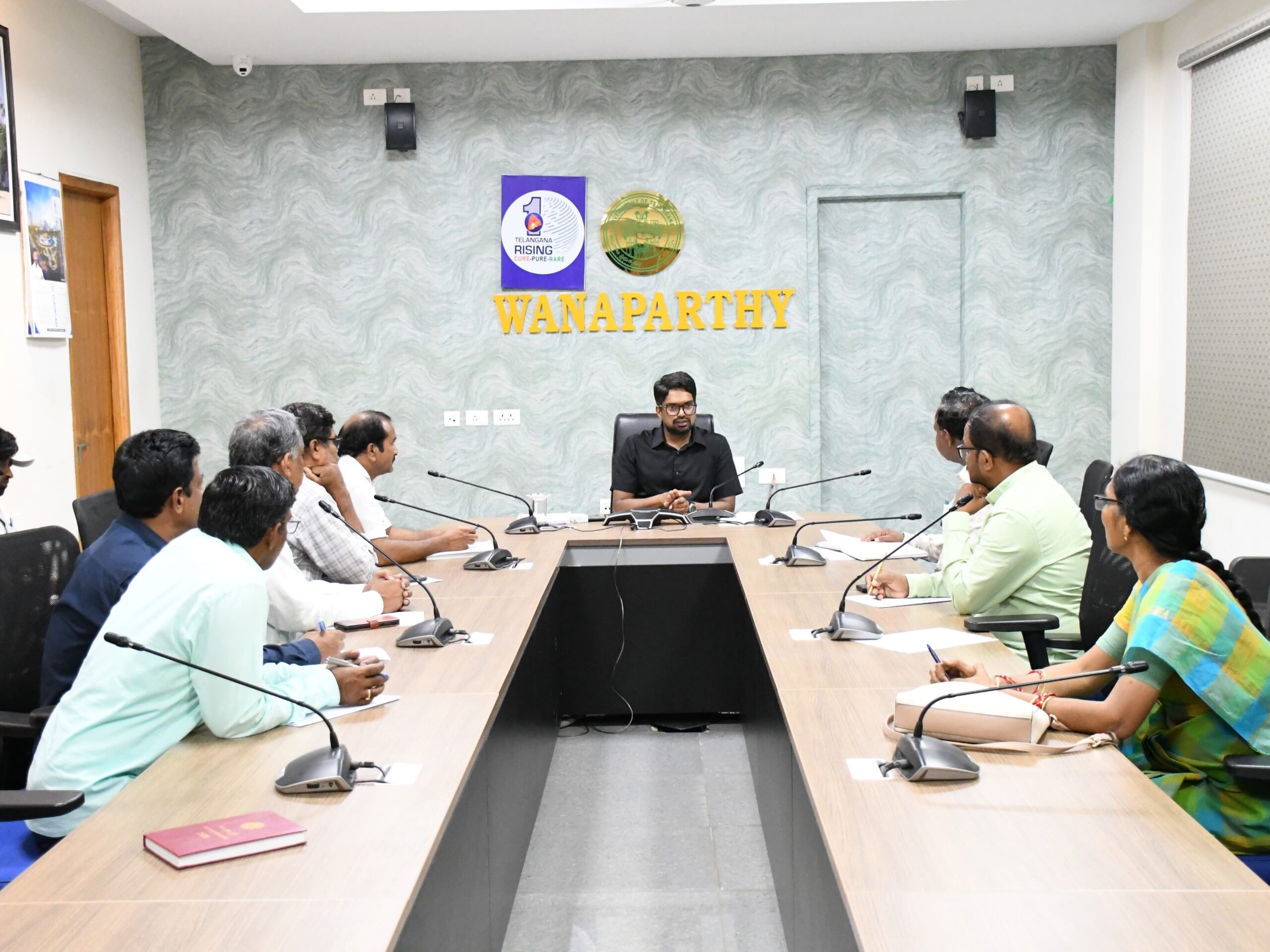 పదో తరగతిలో 100% ఉత్తీర్ణులు అయ్యేవిధంగా చర్యలు