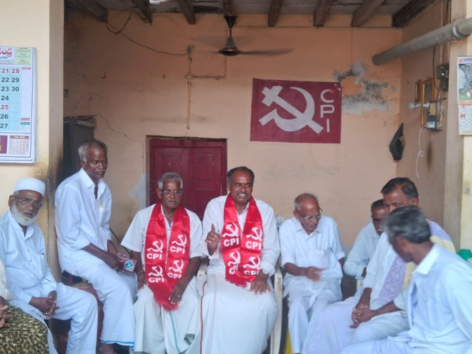 ’90 శాతం సబ్సిడీతో విత్తనాలు ఇవ్వాలి’