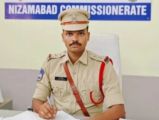 చైన్ స్నాచింగ్ ఘటనలపై ఎస్సై హెచ్చరిక