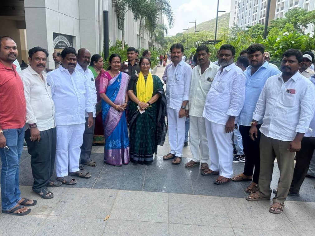 మంత్రిని కలిసిన ఆలూరు టీడీపీ ఇంఛార్జ్