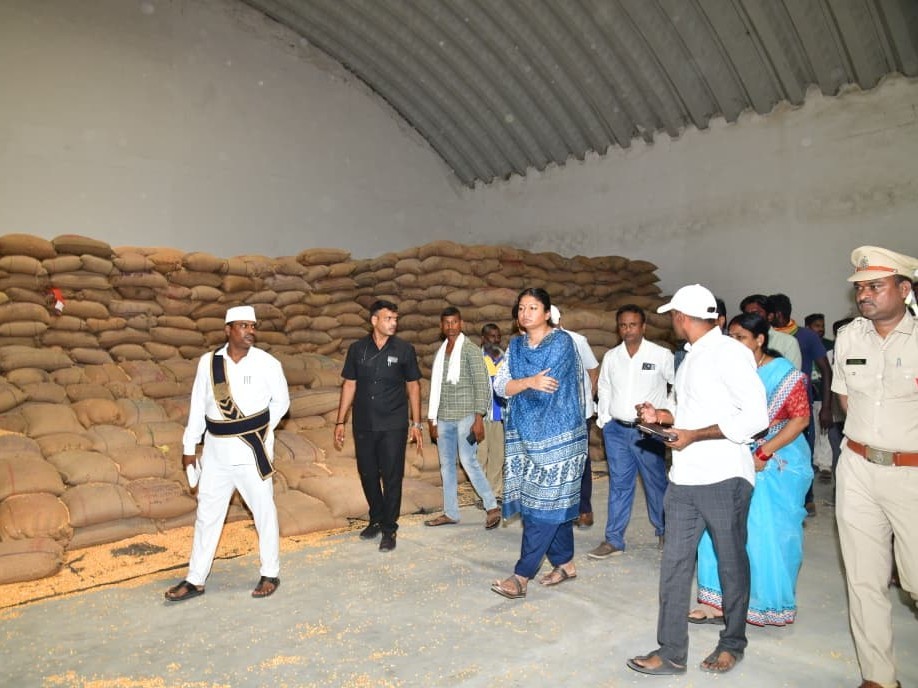 కరీంనగర్ జిల్లాలో 96% వరి ధాన్యం సేకరణ ప్రక్రియ పూర్తి