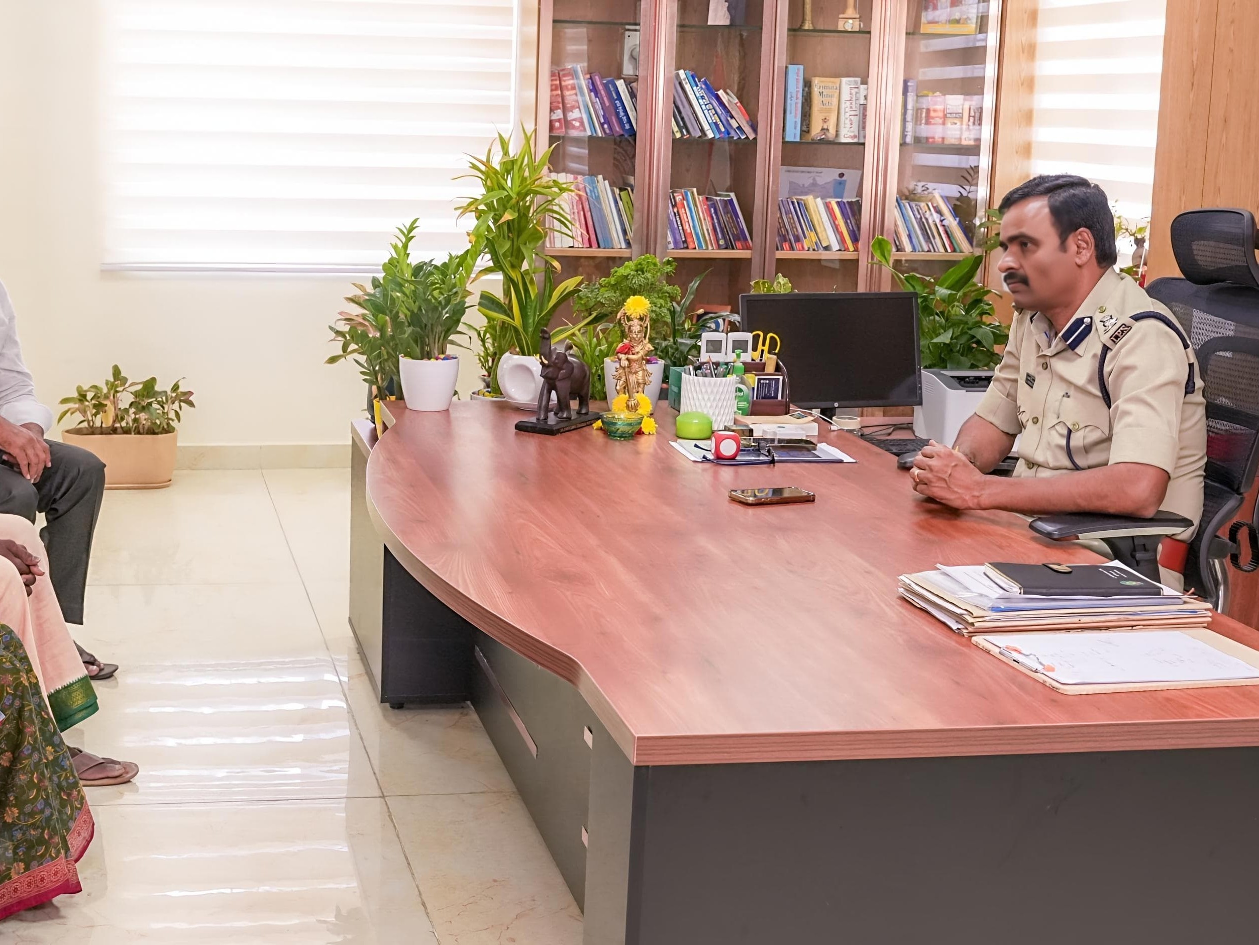 కువైట్‌లో ఇబ్బందులు.. సురక్షితంగా స్వదేశానికి