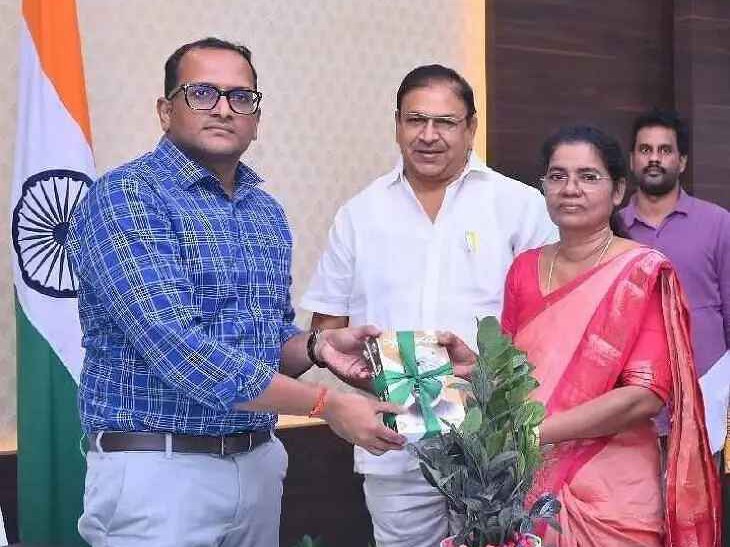 ఉమ్మడి జిల్లా గ్రంథాలయ సంస్థ కార్యదర్శిగా కుమారి