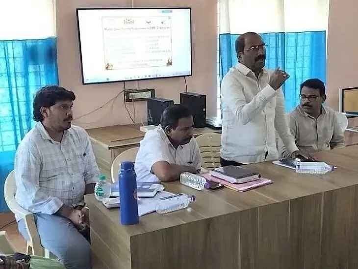 ‘స్వచ్ఛ భారత్ అమలు చేసే బాధ్యత అధికారులదే’
