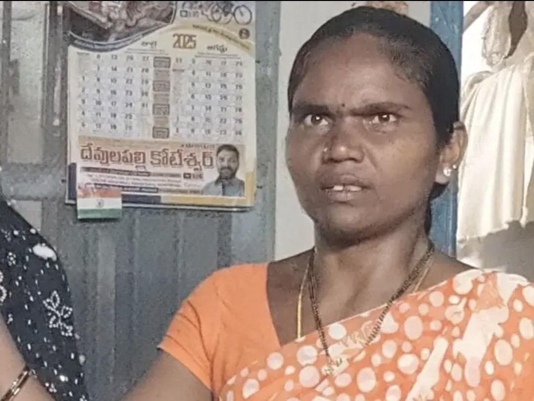 విషాదం.. పాము కాటుతో మహిళ మృతి