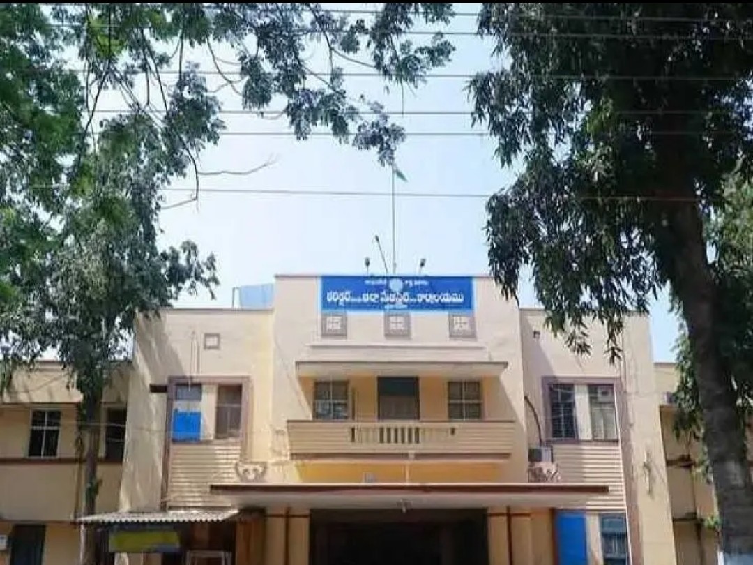 జిల్లాలో పలువురికి  కీలక పదోన్నతులు..!