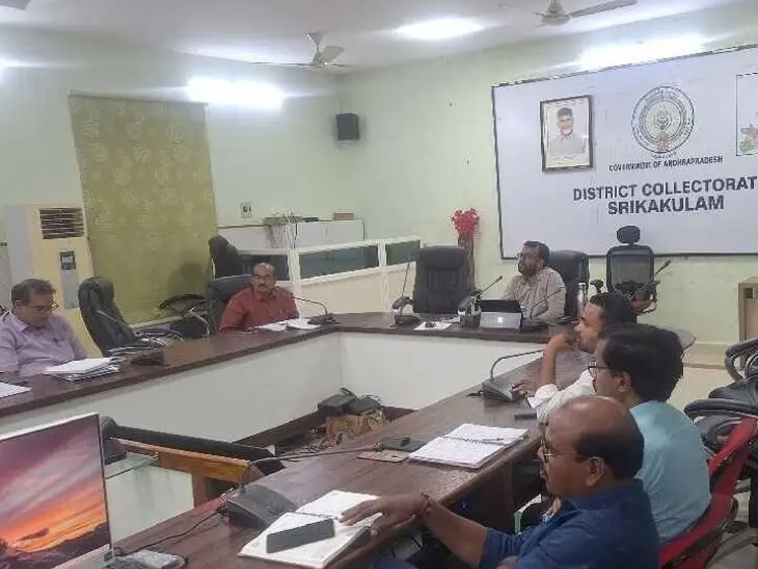 ‘ఎరువులను అక్రమంగా విక్రయిస్తే కఠిన చర్యలు’