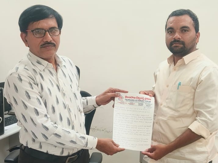 అంబేద్కర్ యూనివర్సిటీ డైరెక్టర్‌కు వినతి