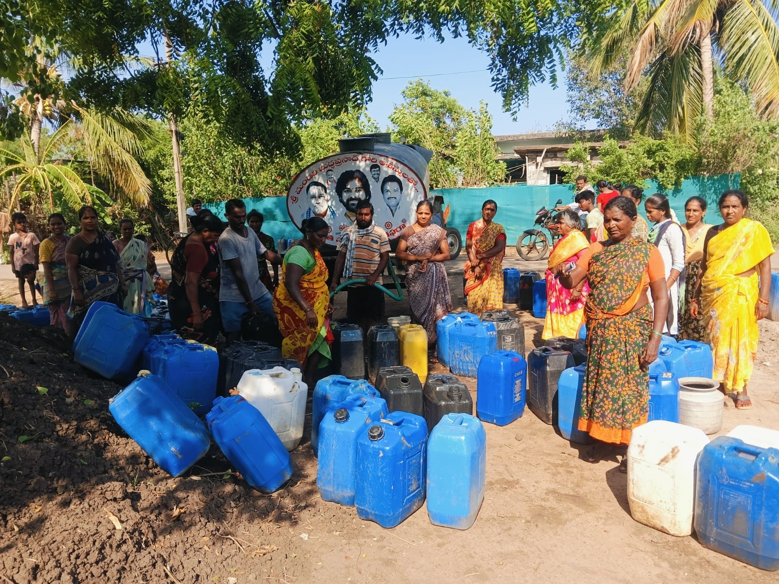 చింతకోళ్ల గ్రామ చింత తీరేలా త్రాగునీరు సరఫరా
