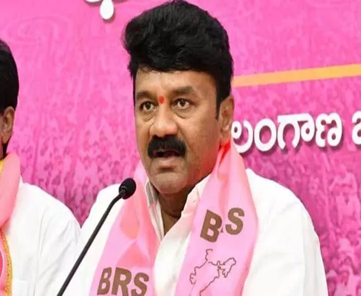 అగ్నిప్రమాద స్థలాన్ని పరిశీలించిన తలసాని