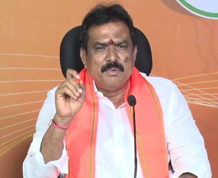 1980 ఎకరాల్లో ఆదిలాబాద్ ఎయిర్‌పోర్ట్: MLA