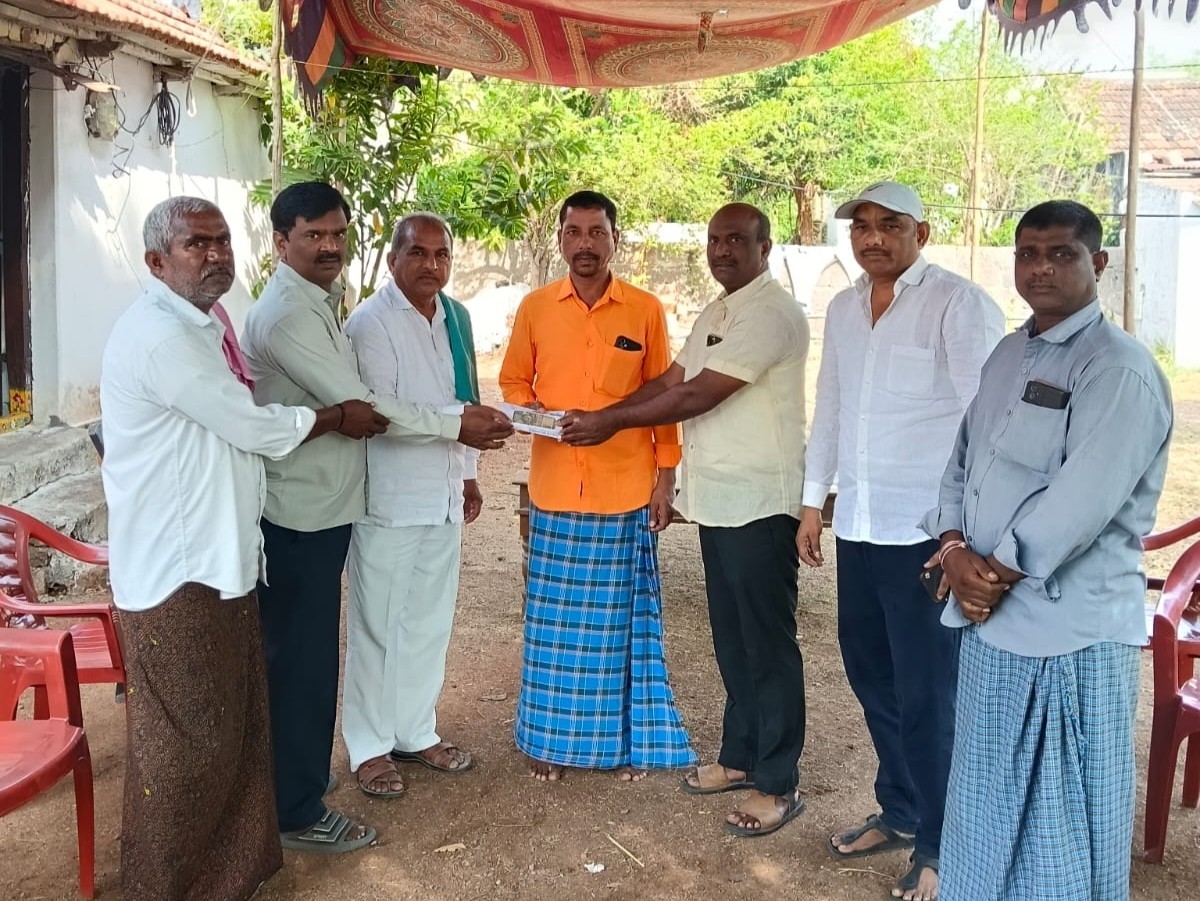 మృతుడి కుటుంబానికి ప్యాక్స్ ఆర్థిక సహాయం