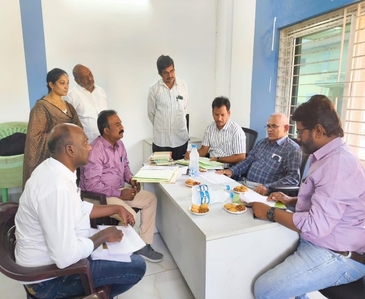 తెనాలిలో అగ్రికల్చర్ క్యాబోరోటరీని  తనిఖీ చేసిన డిప్యూటీ డైరెక్టర్