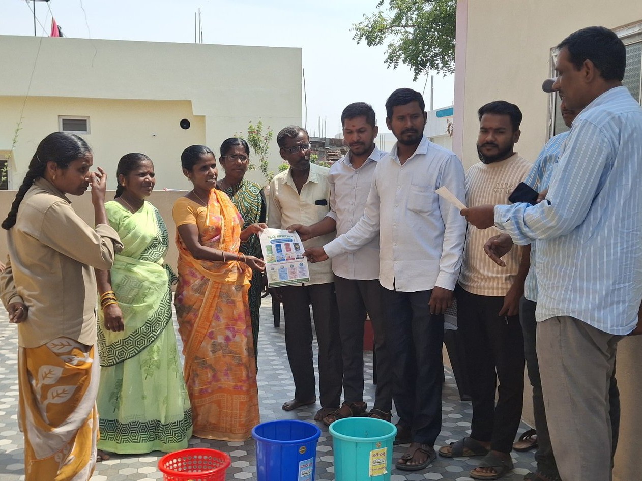 ప్రజలకు పరిశుభ్రతపై అవగాహన కార్యక్రమం