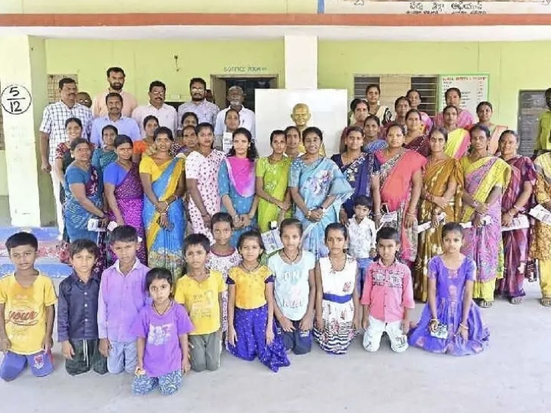 ‘ప్రైవేట్ స్కూళ్లకు వెళ్లితే పథకాలపై పరిమితులు’