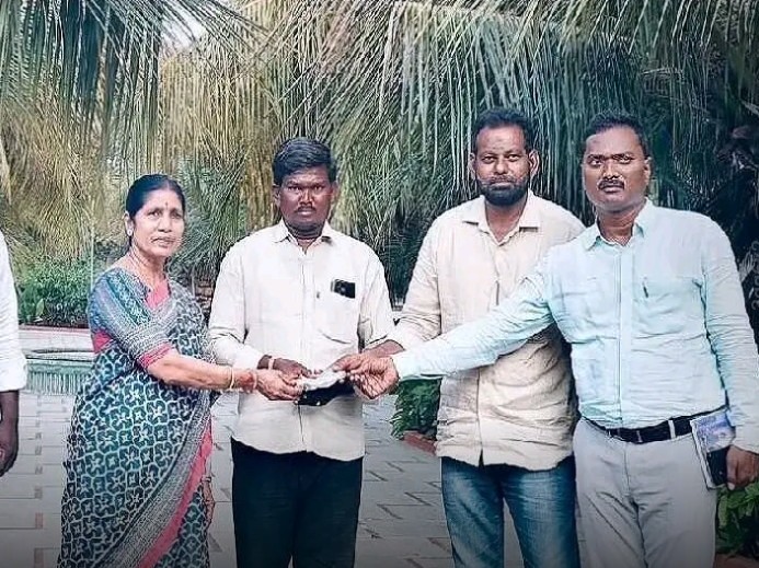 గొర్రెల కాపరికి ఆర్థిక సహాయం