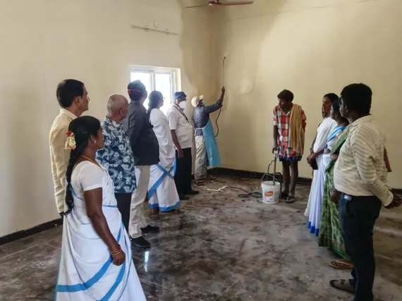 మలేరియా నివారణకు వసతి గృహాల్లో స్ప్రేయింగ్