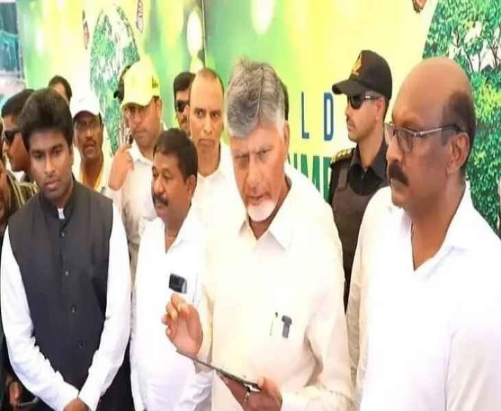 ఏయూలో గ్రీనరీ పెంచాలని సీఎం ఆదేశం
