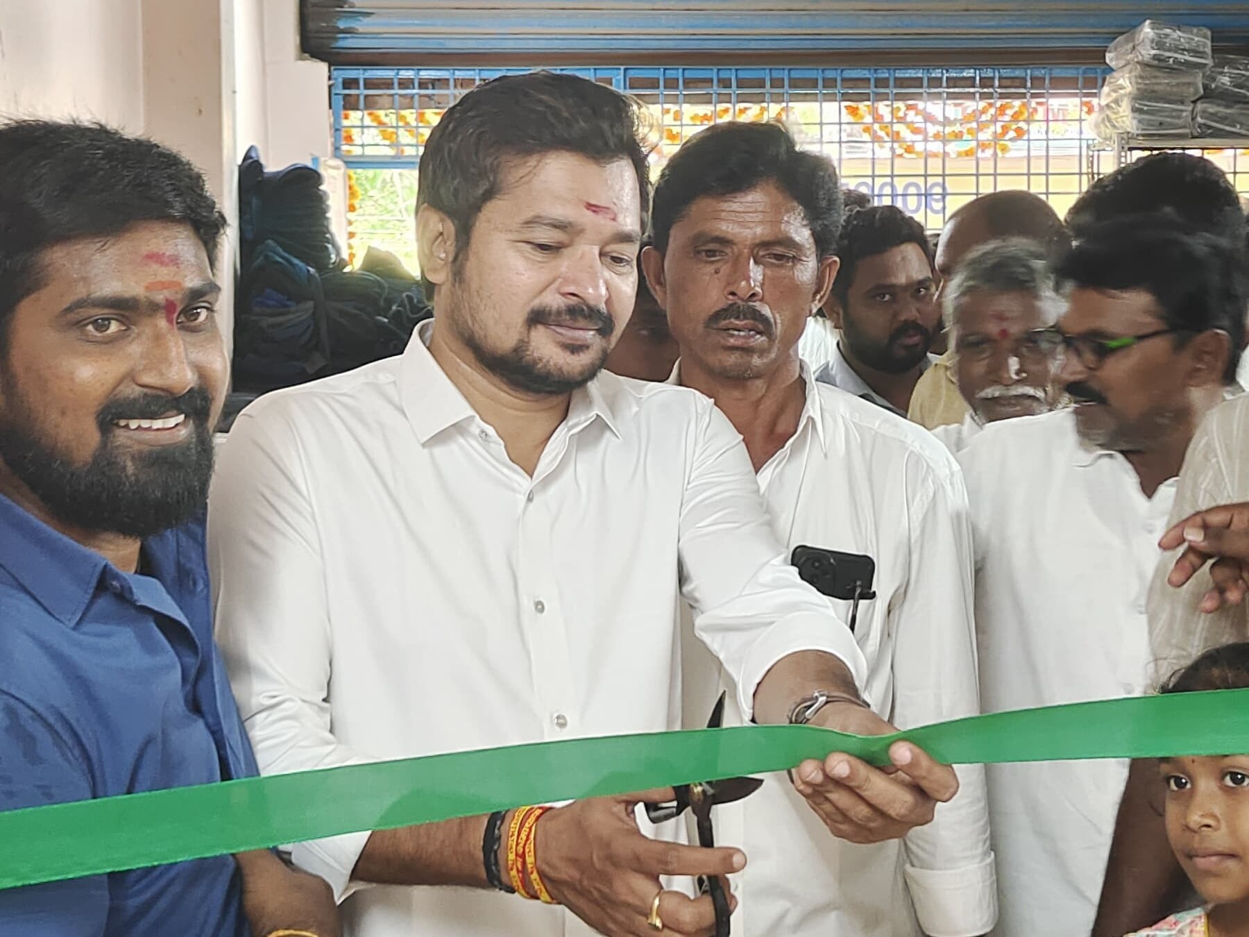 కోదాడలో మారుతి స్పోర్ట్స్ షాప్ ప్రారంభం