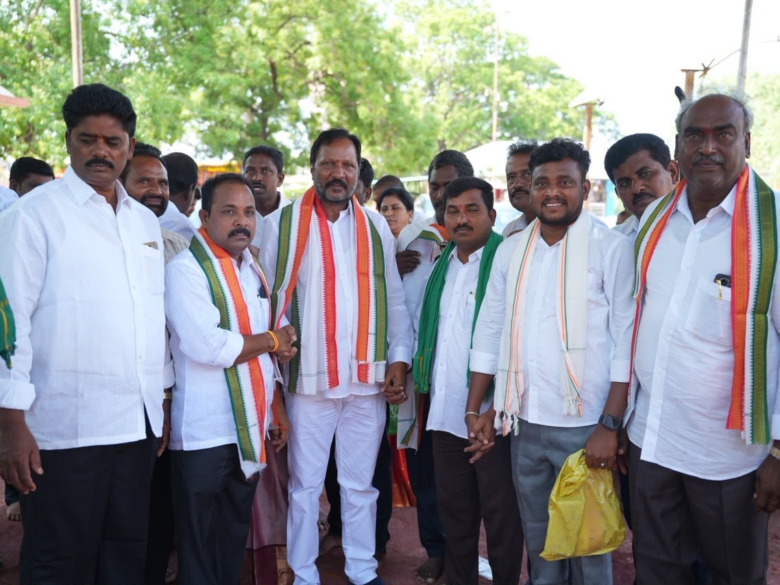 నూతన మండల అధ్యక్షుడు ప్రమాణస్వీకారం
